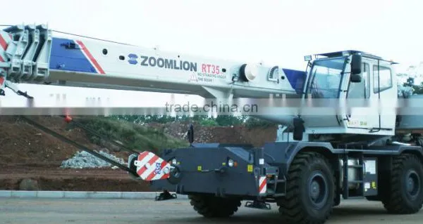 Construction Machinery Rough Terrain Crane 35 Ton Lifting Capacity photo-2