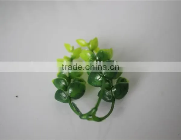 Highly Ornamental Artificial Green Hedge for Wall Decor photo-3