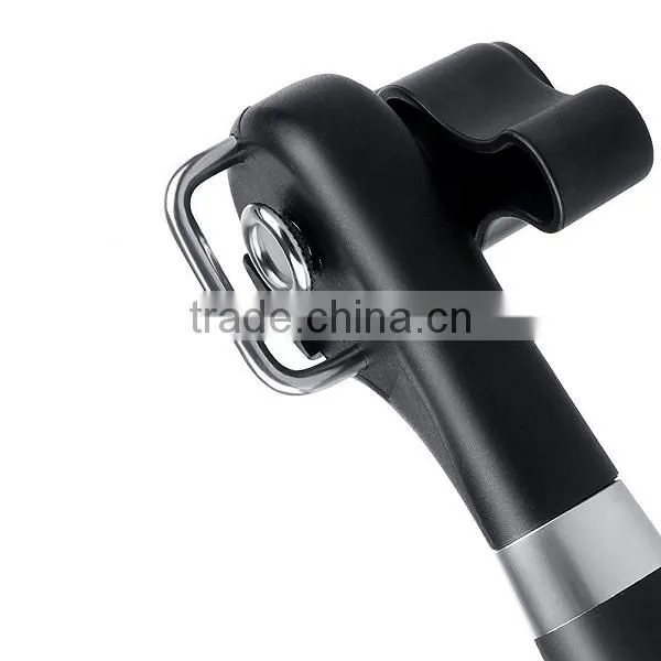 Stainless Steel Manual Can Opener With Soft Grips Handle photo-3