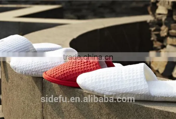 Wholesale Cheap EVA Sole Waffle Hotel Indoor White Slipper With Logo photo-3