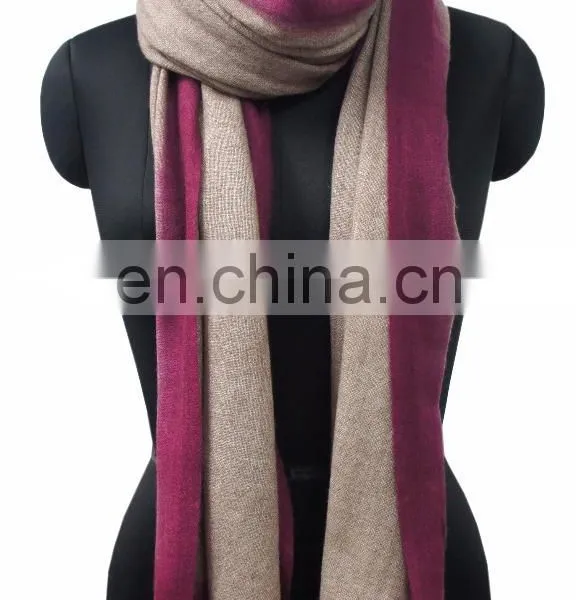 Unisex Woolen Scarf in Ombre Pattern photo-2