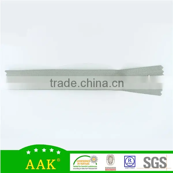 3# Nylon Waterproof Tape Close End Rain Chain Zippers for Handbags photo-2