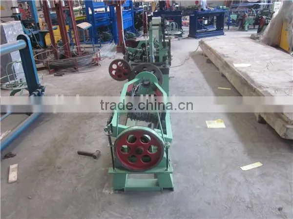 Made in China Positive and Negative Twisted Double Strands Wire Barbed Wire Fencing Making Machines Anping Factory photo-2
