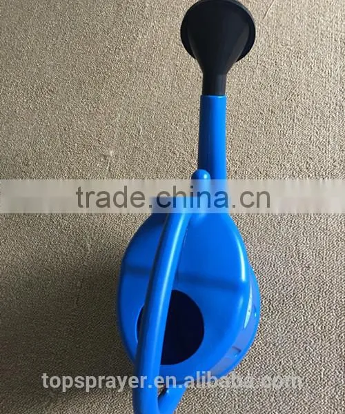 5L 8L Lawn Garden Plastic Sprinkler photo-3