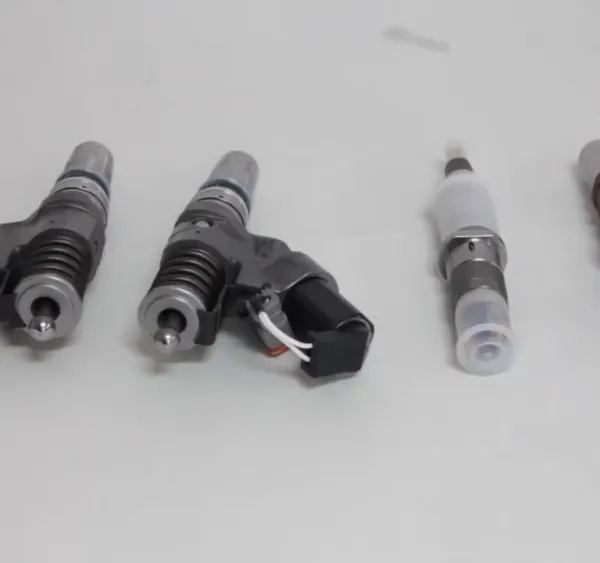 High Performance Common Rail Engine Diesel Fuel Injector 095000-0760 photo-3