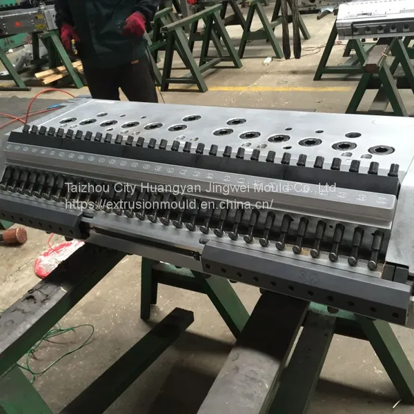 EVA Film T-die PET PE PLA Sheet Extrusion Mould photo-5