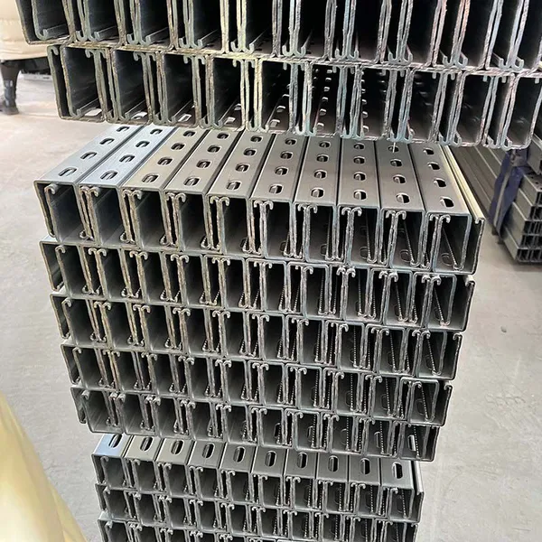 Venta caliente. Proveedores directos de fábrica de perfiles de acero galvanizado en forma de C frío conformados para cerchas de techo