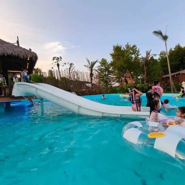 Children's Water Park Equipment Manufacturers, Water Buoys, Water Platforms, and Supporting Facilities for Children's Pools