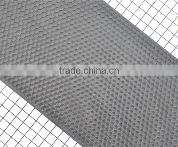Black Plastic Comb Foundation Sheet for Bee Keeping photo-5