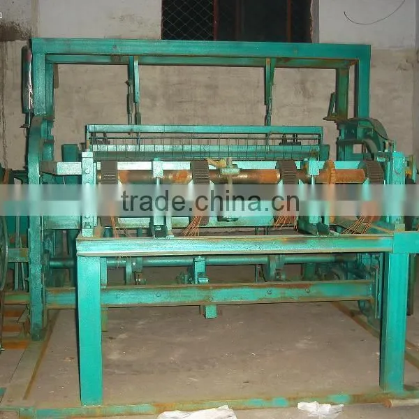 High Speed Crimped Wire Mesh Machine photo-2