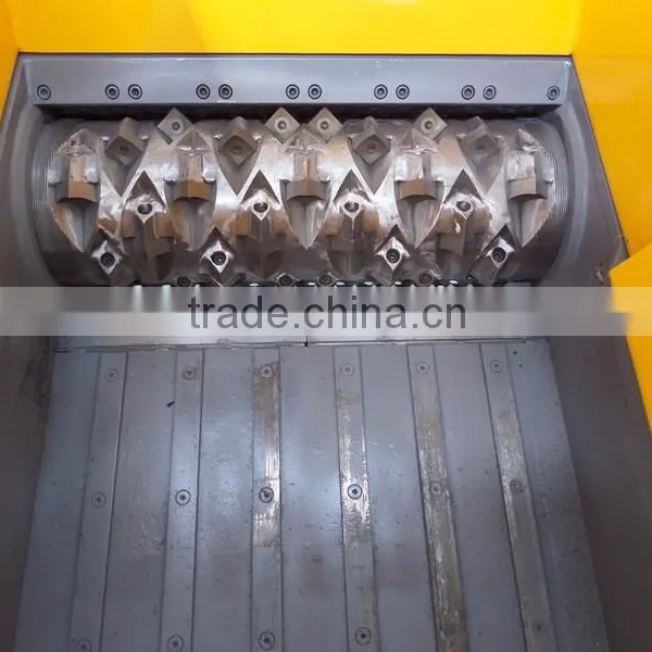 RUBBER CRUSHER MACHINE