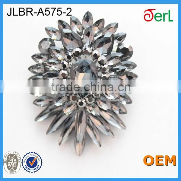 Lovely Large Crystal Brooch for Garment Accessories photo-6