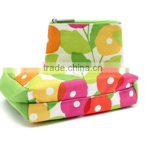2015 New Design 600D Polyester PVC Printing Zipper Cosmetic Bag photo-3