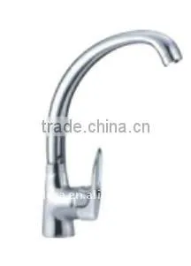 Single level brass kitchen sink faucet