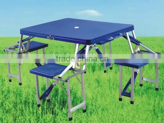 Plastic Folding Picnic Table Camping Easy-take Table Beach Folding Table