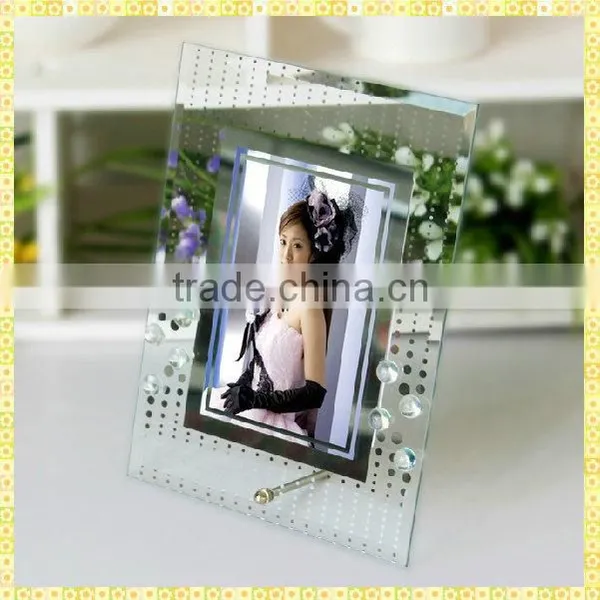 Fancy Glass Photo Frame With Printed Flowers For Wedding Give Away Gifts