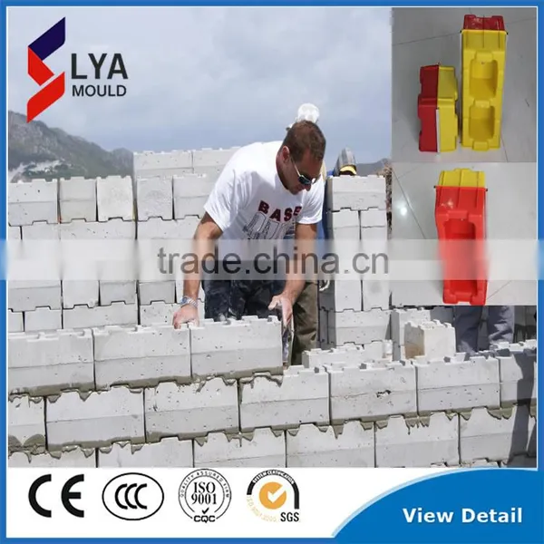 2016 New Manual Plastic Concrete Interlocking Brick Moulds for Border Wall Building photo-2