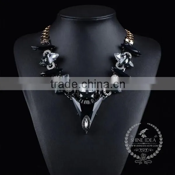 High Quality Vintage Rhinestone Chunky Statement Necklace Tin Alloy Fashion Women Pendant Necklace 6390119