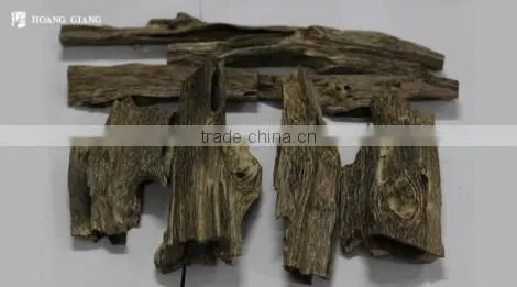 Vietnam Pure/impure Agarwood Oil/Aquilaria Oil/oud Oil photo-6