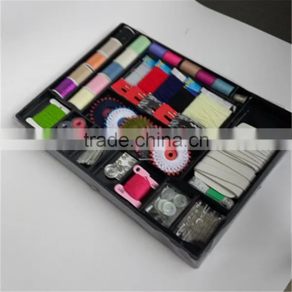 Luxurious Manual Sewing Kit photo-3