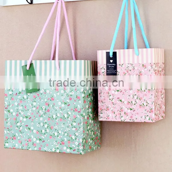 Thanksgiving Gifts Toy With Candy Packaging Materials Wholesale Paper Shopping Bags photo-4