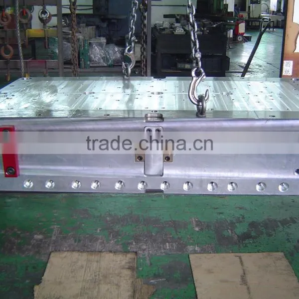 Custom High Precision Plastic Injection Mould/plastic Mold Making in China photo-2