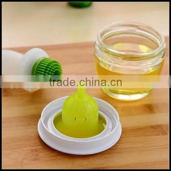 Candy Color Disassembled Silicone Squeeze Oil Brush,OEM Bottle Silicone Brush Wholesale,oil Storage Silicone Pastry Brush photo-2