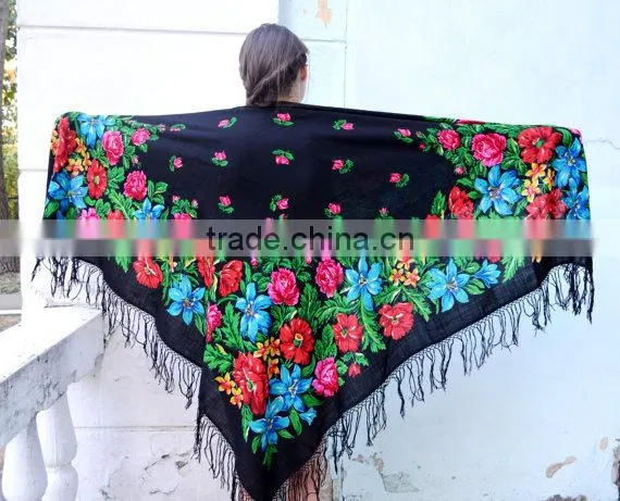 Vintage Ukrainian Shawl,Russian Shawl, Wool Shawl, Tablecloth, Floral Shawl ,Scarf With Tassels, Floral Scarf, Babushka photo-4