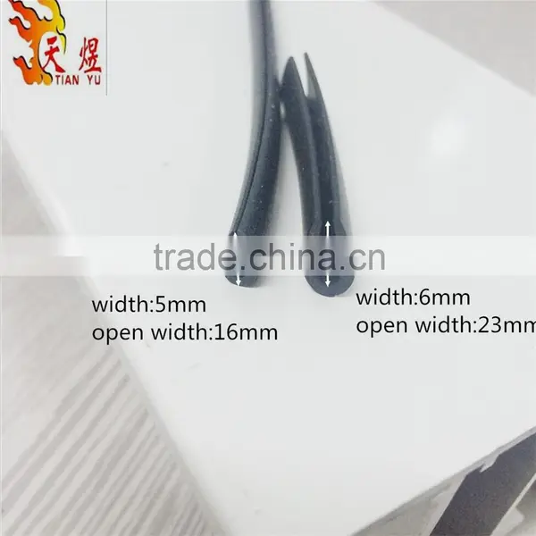 Soft Black u Shape Plastic Edge Trim Strip Cover the Glass and Laminated Board