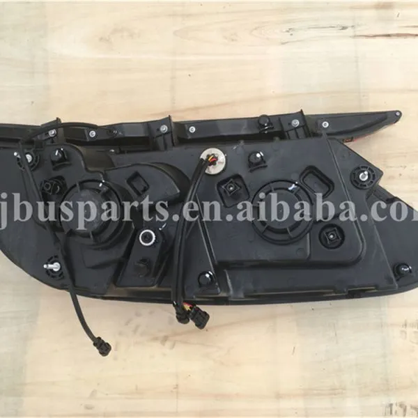 Kinglong New Model Bus Spare Parts Bus Headlight 236100184&236100188 QA 1597 05&QA1598 06 LH&RH Combination Headlamp photo-5