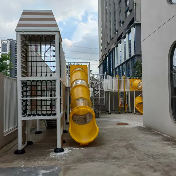 Indoor Equipment for Shopping Malls, Communities, and Kindergartens; Outdoor Equipment for Parks and Playgrounds. Manufacturer of Children's Slides photo-4