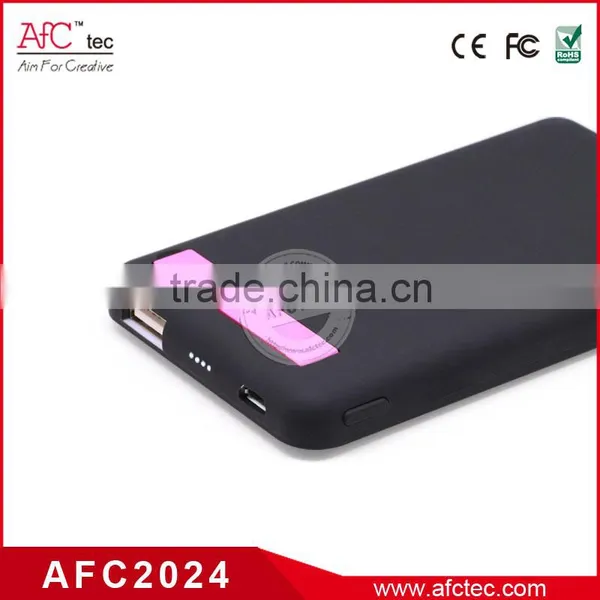 4000mah High Quality Li-polymer Battery 2014 Best Power Bank Manufacture With Rubber Sucker photo-5