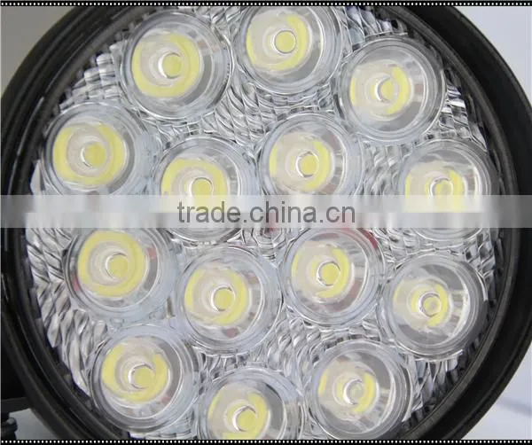 AUTO 42W CIR LED Work Light Voltage 10-30V for Truck Offroad Suv Cars photo-3
