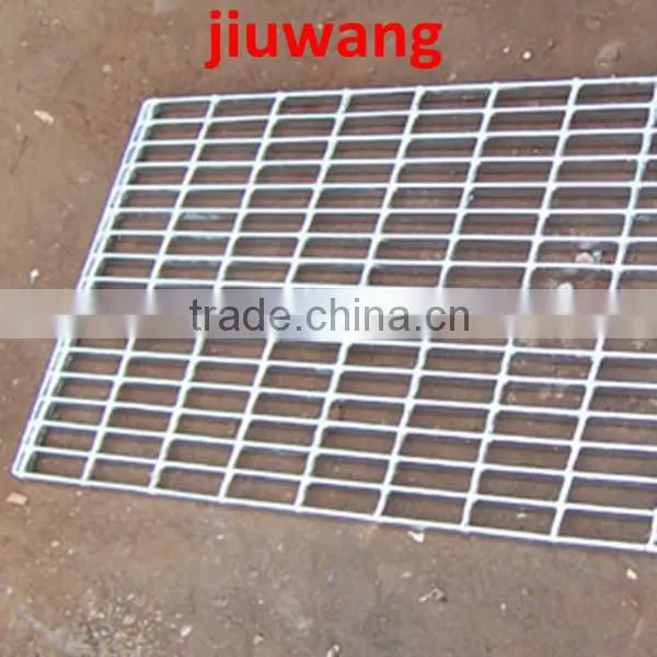 Serrated Galvanized Steel Grating Weight,stair Treads Steel Grating Weight photo-3