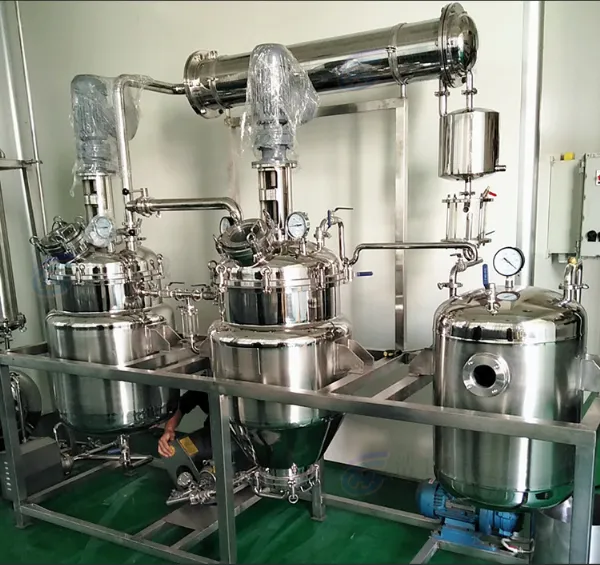 Rose Essential Oil Extraction4 photo-5