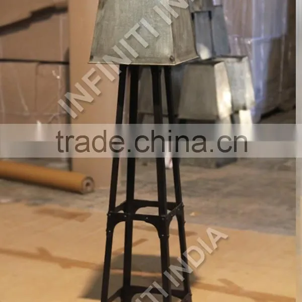 INDUSTRIAL LAMPS, VINTAGE INDUSTRIAL FURNITURE/ METAL LAMP SHADES