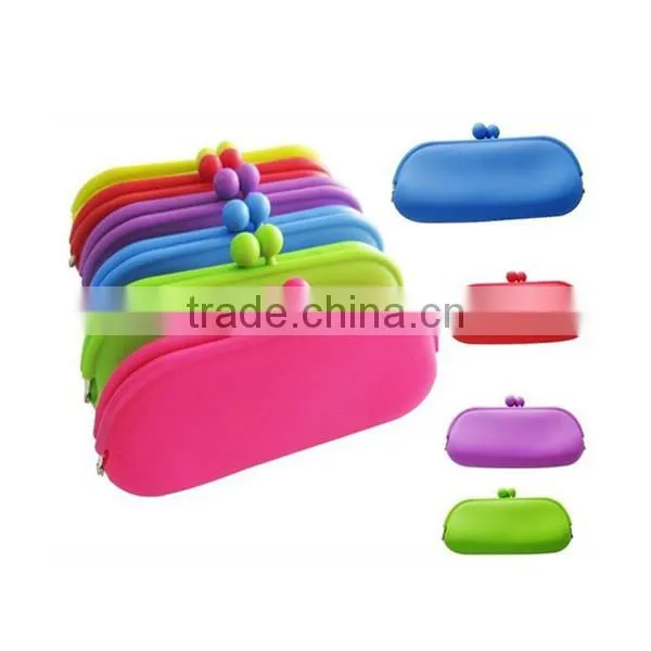 Wholesale Eco-friendly Soft Silicone Sunglasses Pouch With Personalized Color or LOGO photo-6