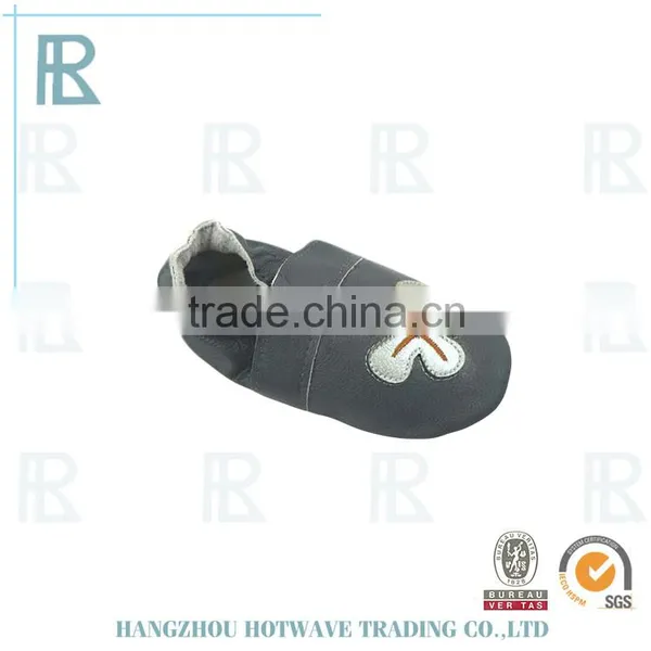 Pretty Bowknot Cheap Plain White Baby Patent Leather Shoes photo-2