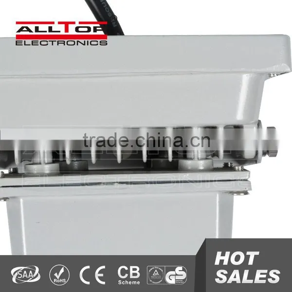 High Brightness Low Power Ip65 Waterproof Outdoor 50w Led Flood Light photo-5