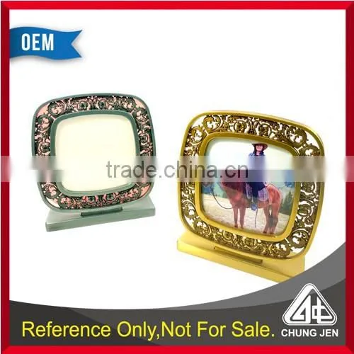 Souvenir Cheap Bronze Zinc Plated Metal Alloy Picture Frames photo-5