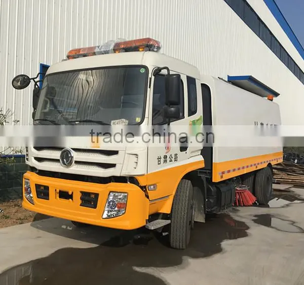 High Quality Dongfeng 4x2 Street Sweeper Truck photo-2