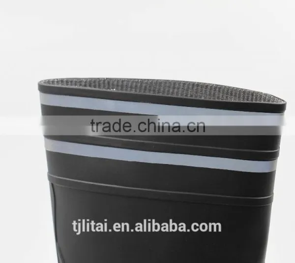 Hunting Safety Boots for Special Industry Waterproof Pvc Shoes photo-4