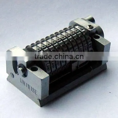 Numbering machine head
