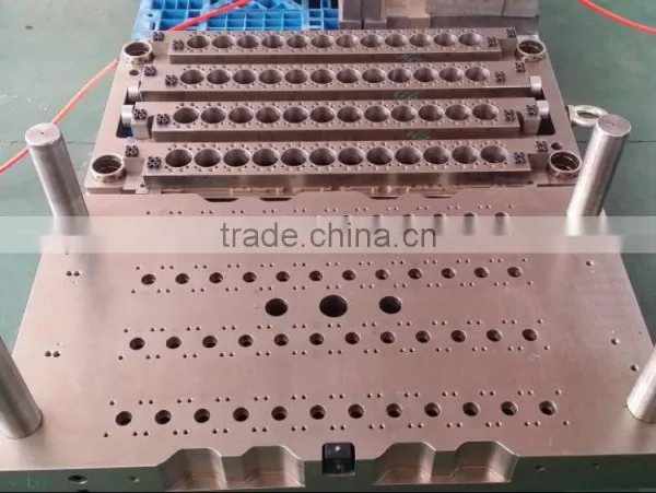 2015 Hot Sale Injection Plastic Pet Tube Mold Manufacturer photo-4
