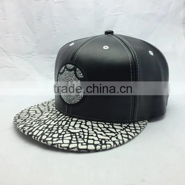 Custom Design Your Own Logo 6 Panel Leather Snapback Caps photo-2