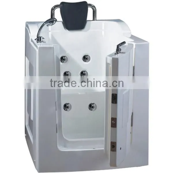 Walk in Bathtub Corner