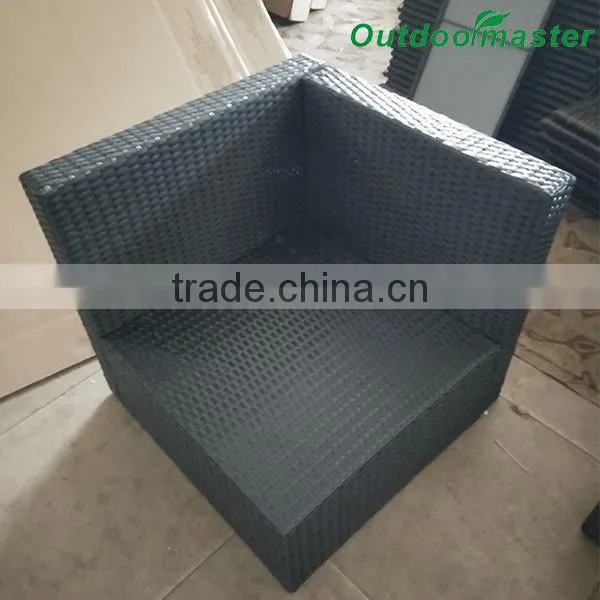 Outdoor and Indoor Cushioned Assembled Black Rattan Sofa Set photo-5