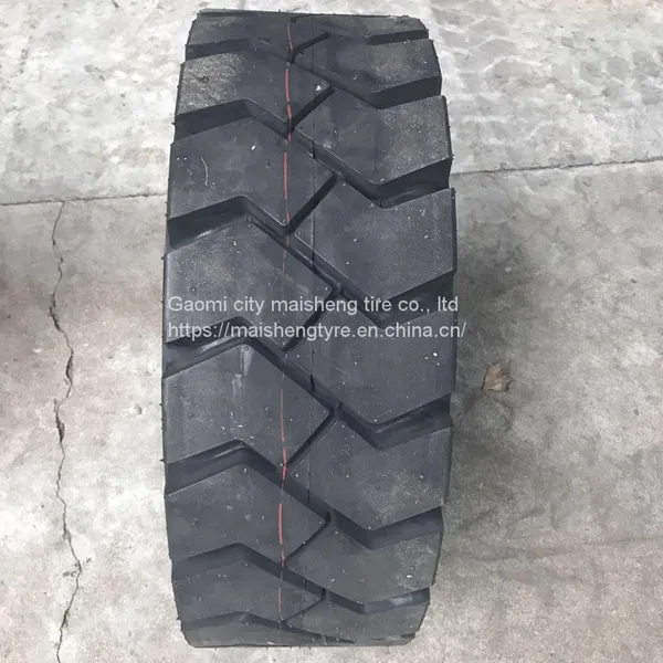 Грузоподъемный погрузчик Chaoyang с пневматическими шинами 18x7-8