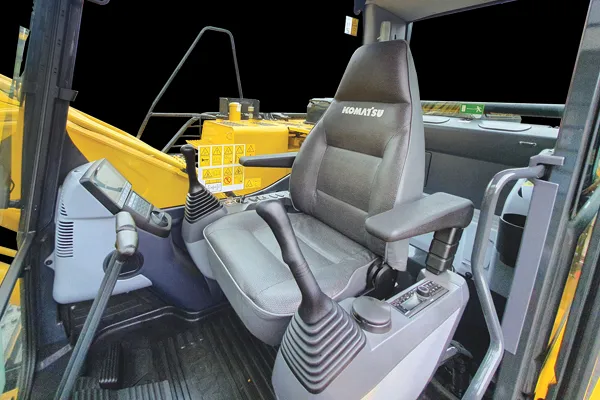 Wholesale of Genuine Pc Excavator Cabin Pc30Mr Pc45 Pc200-7 Pc400-8 and Other Sany Spare Parts photo-6