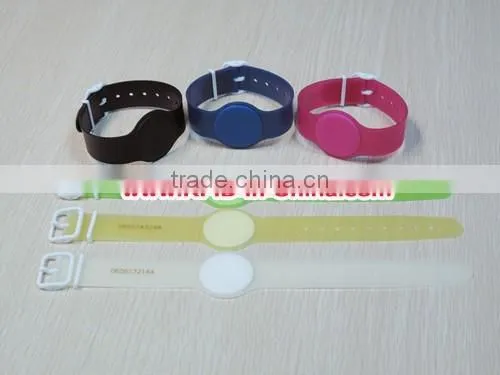 Customized RFID Make a Wristband, 13.56MHz RFID Wristbands photo-3